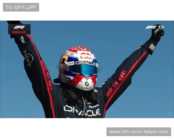 维斯塔潘独自坐在红牛车库，凝视着不再熟悉的赛车数据屏幕